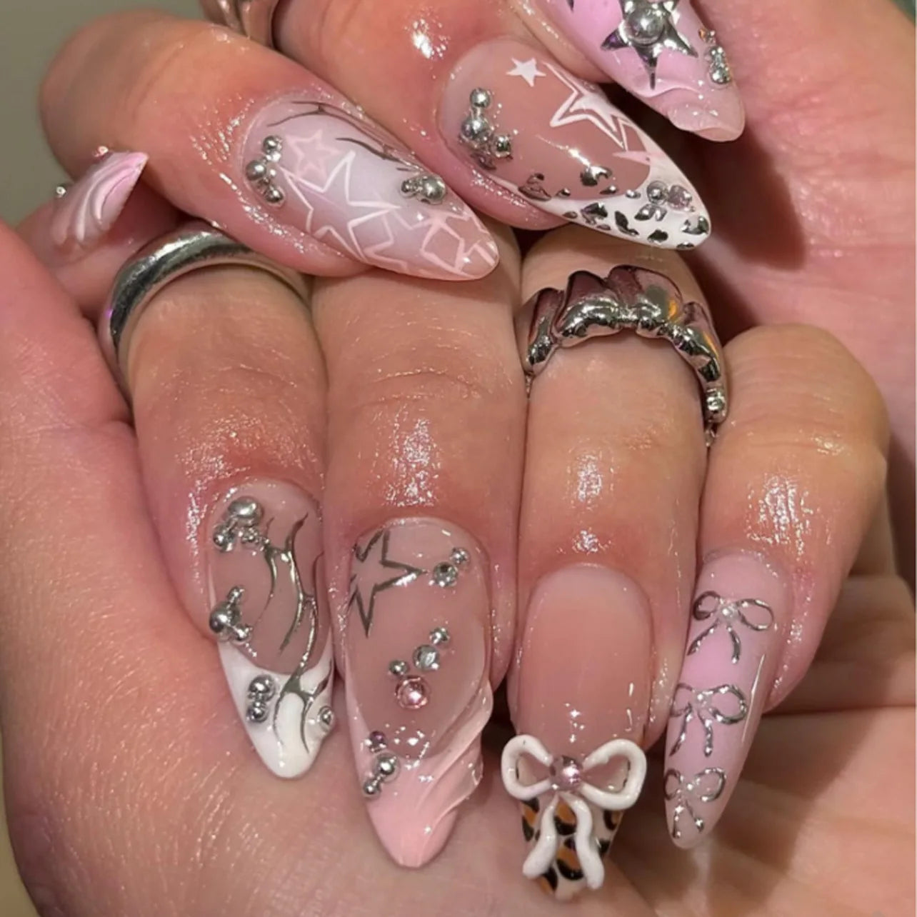 24Pcs Y2k Almond Acrylic Nails Full Cover 3D Diamond Black Nail Art Sweet Cool French Wearable Fake Nail Manicure Tips for Girls