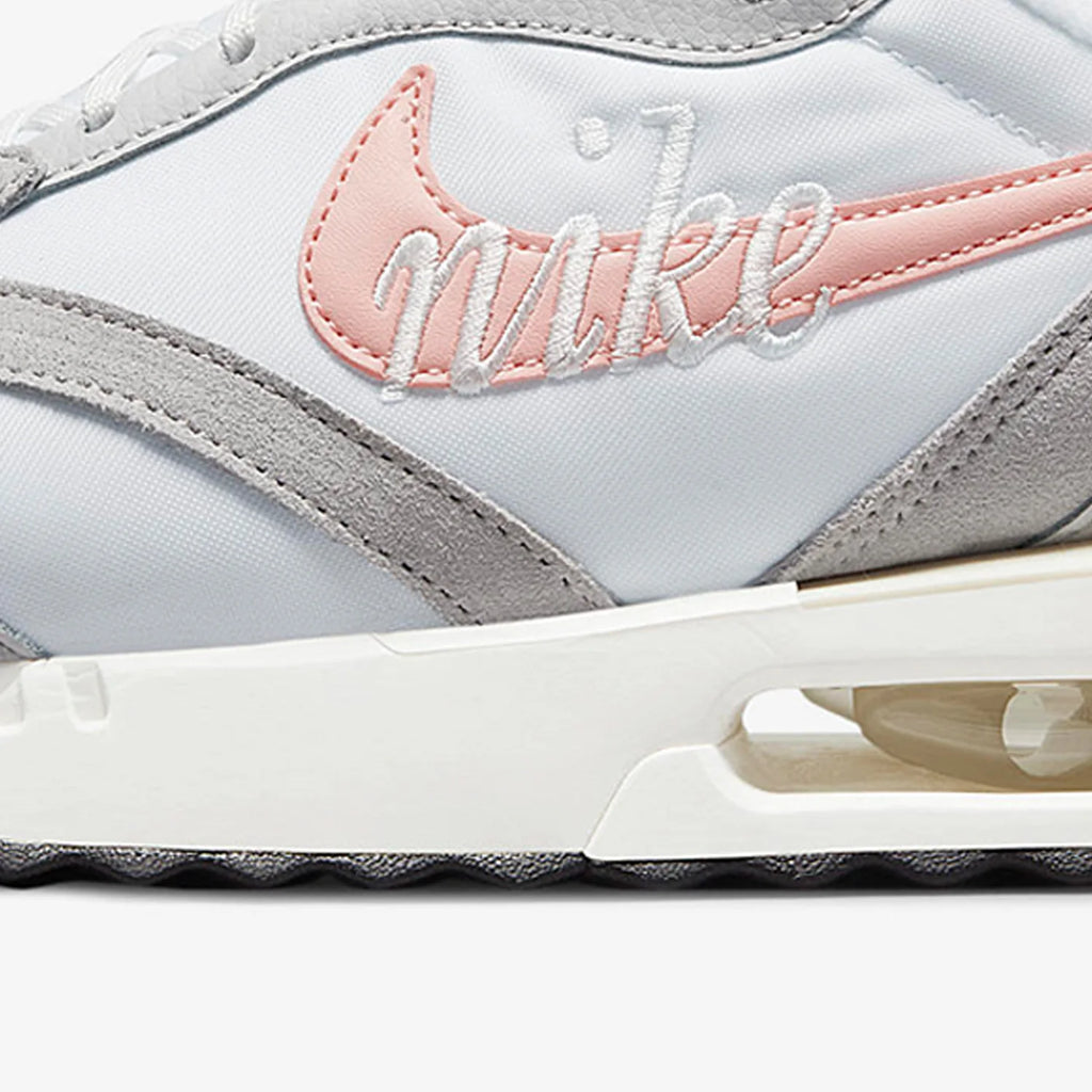Nike Authentic New Women's Wear resistant Breathable Low cut Casual Sports Shoe DQ5016-100