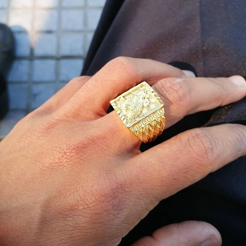 Punkboy Hip Hop Rock Style Gold Plated Domineering Craved Flying Eagle Animal Pattern Men 's Finger Ring Party Luxury Jewelry