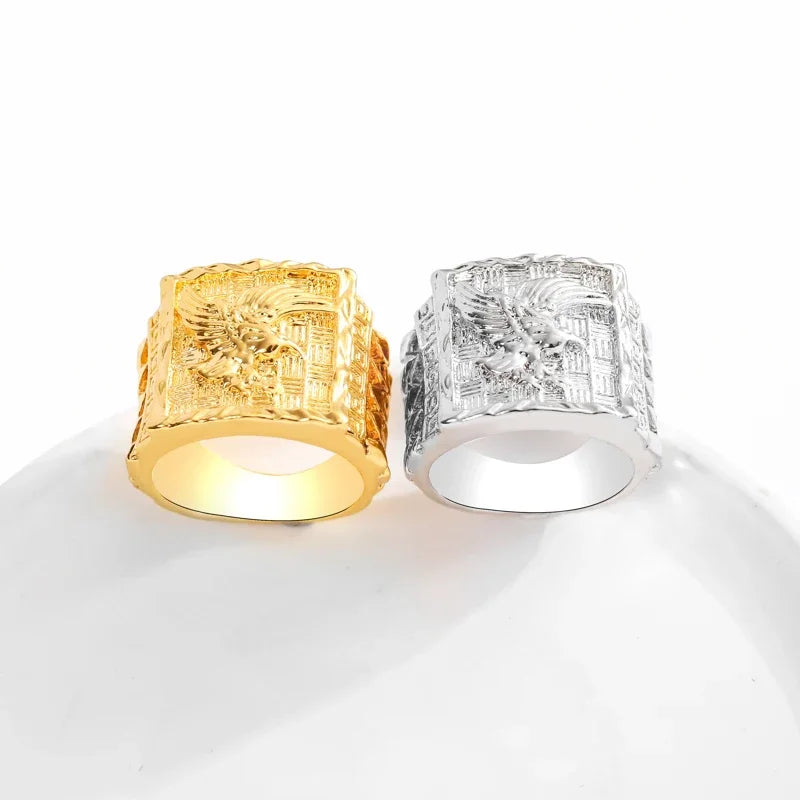 Punkboy Hip Hop Rock Style Gold Plated Domineering Craved Flying Eagle Animal Pattern Men 's Finger Ring Party Luxury Jewelry