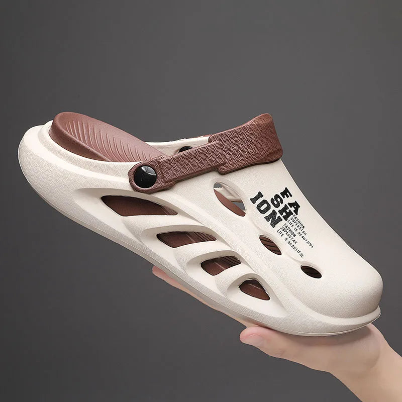 2024 New Men Outdoor Sandals Slippers Beach Comfortable Thick Soft Sole Clogs Men Casual Shoes Garden Shoes Mens Beach Sandals