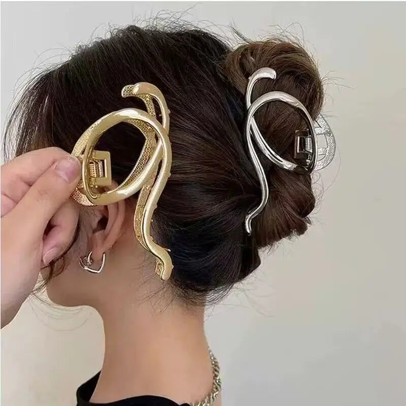 New Women Elegant Geometric Bow Hair Claws Vintage Simple Hair Clip Grab Large Metal Hairpins Barrettes Fashion Hair Accessories