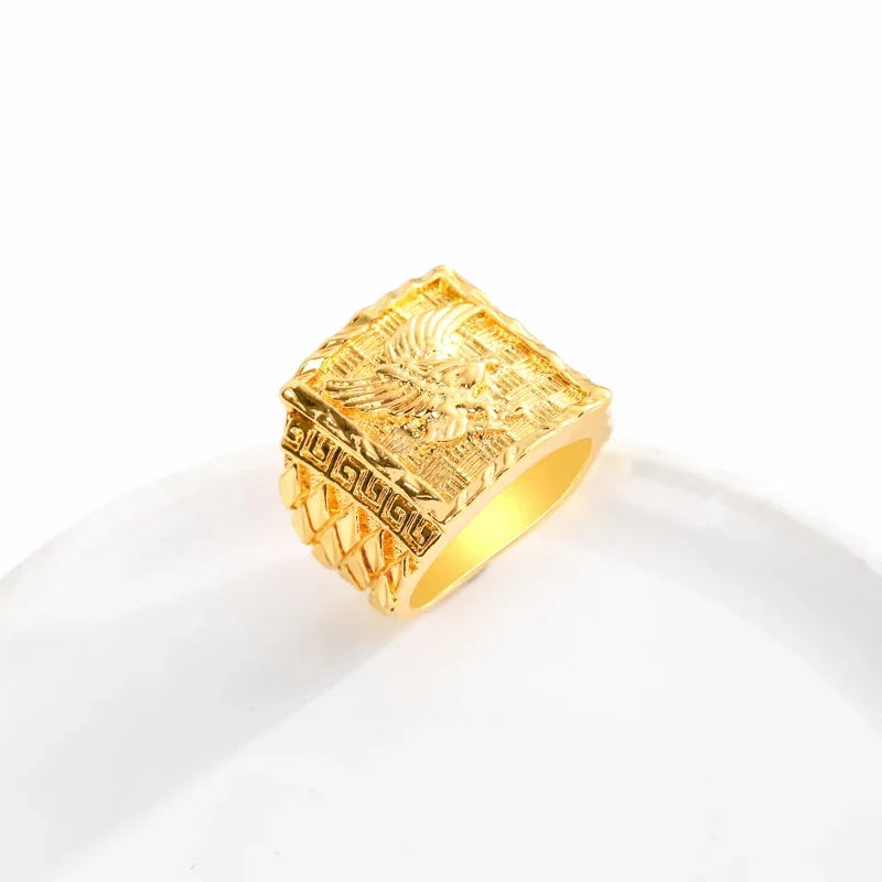 Punkboy Hip Hop Rock Style Gold Plated Domineering Craved Flying Eagle Animal Pattern Men 's Finger Ring Party Luxury Jewelry