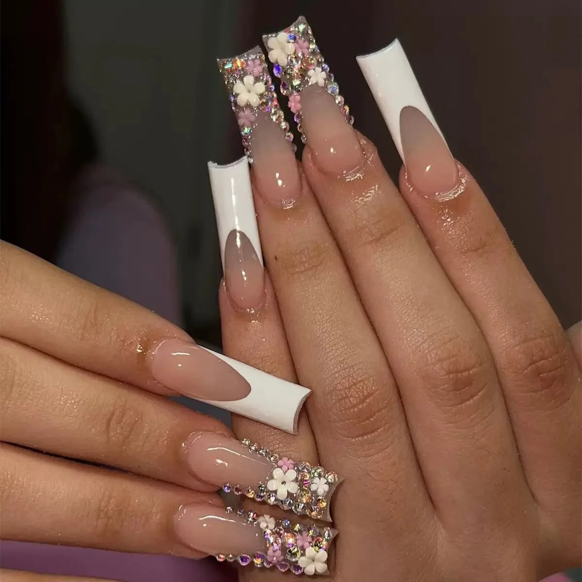 24Pcs Gold French Border False Nails Long Coffin False Nails with Rhinestones Ballerina Full Cover Nail Tips Press on Nails 2030