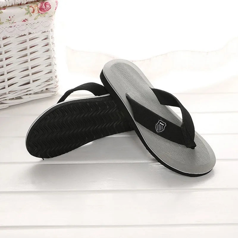 High Quality Summer Slippers Men Flip Flops Beach Sandals Non-Slip Casual Flat Shoes Slippers Indoor Shoes Men Outdoor Slides