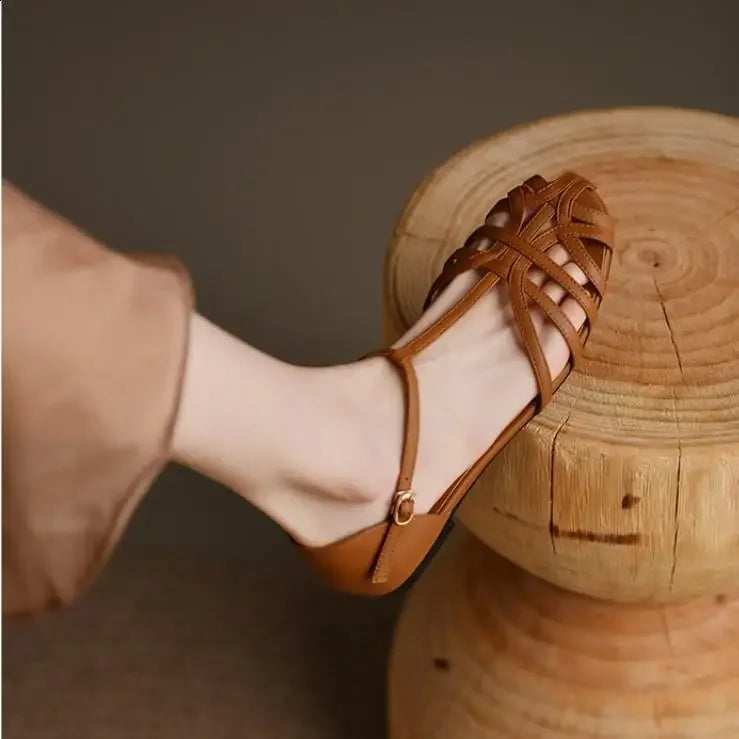 Shoes Female Sandal 2025 Women's Girls Beige New Summer Comfort Low Retro Flat Back Strap Square heel Rubber PU Scandals