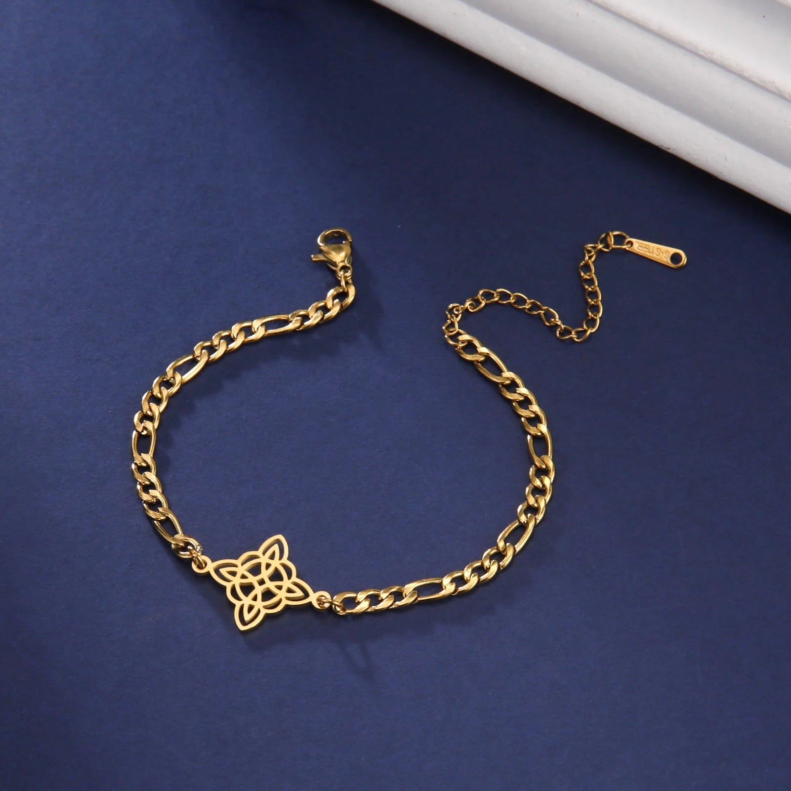 Witchcraft Irish Celtic Knot Charms Bracelets Stainless Steel Witch Knot Chain Bracelet Women Men Vintage Love Jewelry Gifts