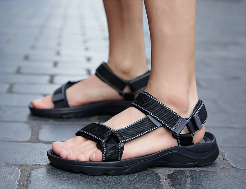 Men Sandals EVA Light Soft 2024 New Summer Casual Shoes Men Water Shoes Beach Sandals Men Couple Shoes Slippers Women Sandals