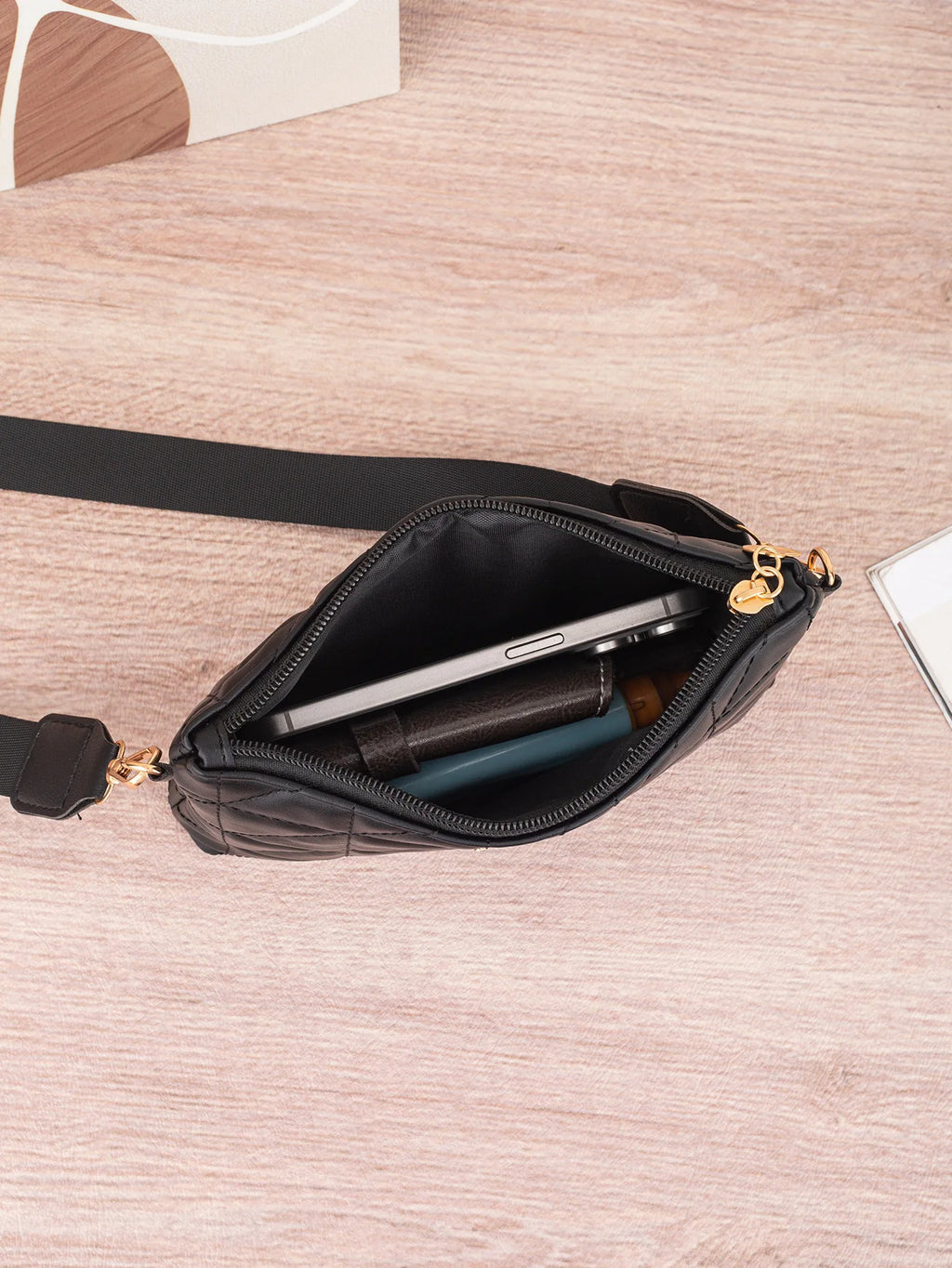 Small square handbag, mini phone bag, new style bag, compact embroidery, fashionable ladies' coin purse triangle