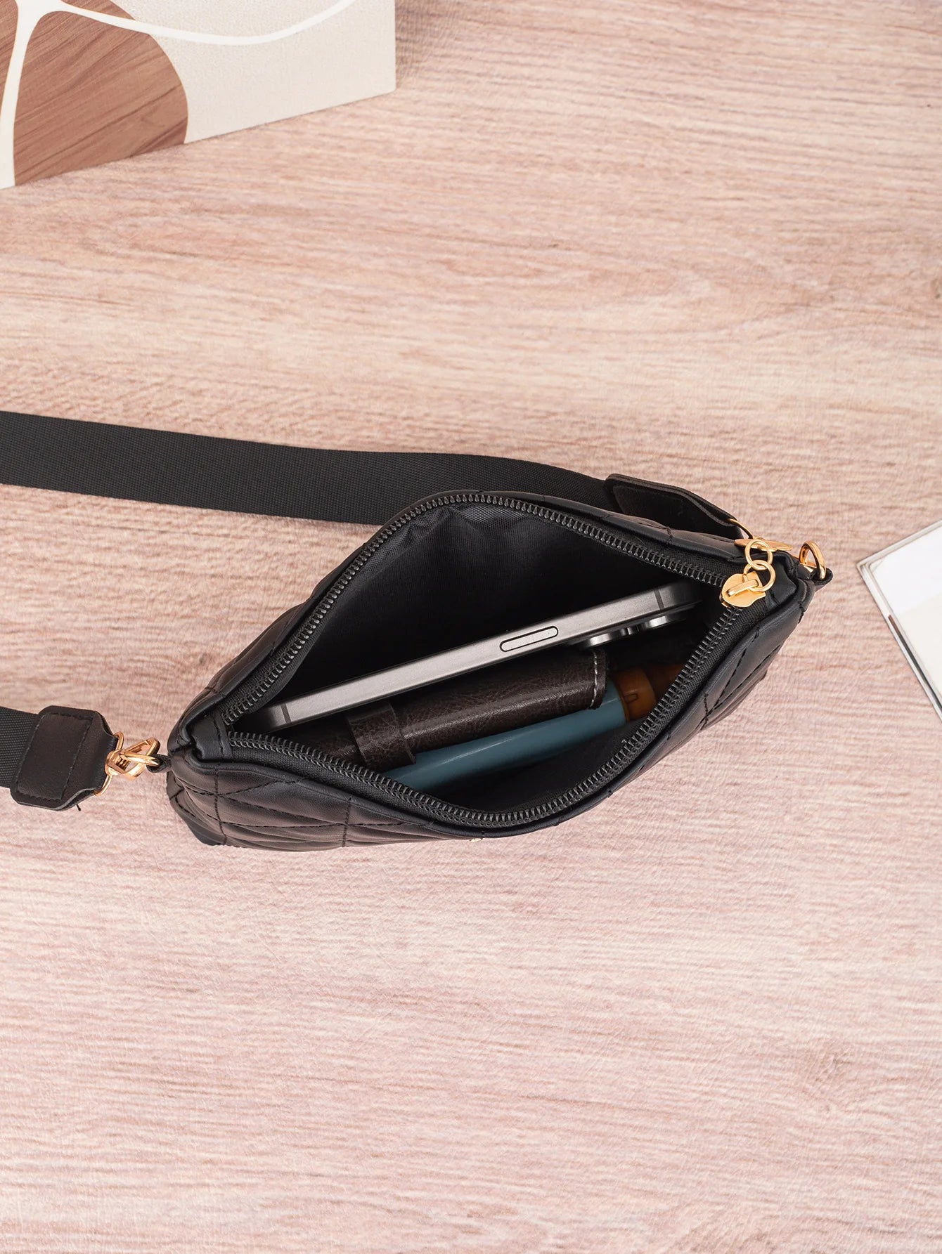 Small square handbag, mini phone bag, new style bag, compact embroidery, fashionable ladies' coin purse triangle