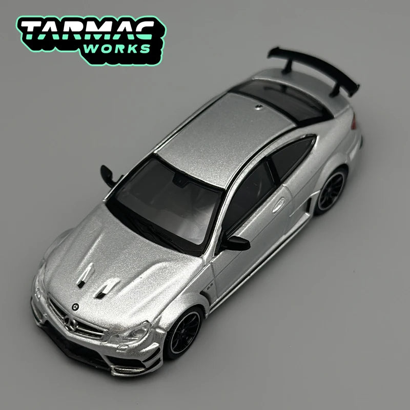 Tarmac Works 1:64 TW Mercedes-Benz C63 AMG Coupe Black Series Silver Metallic Chase alloy car model