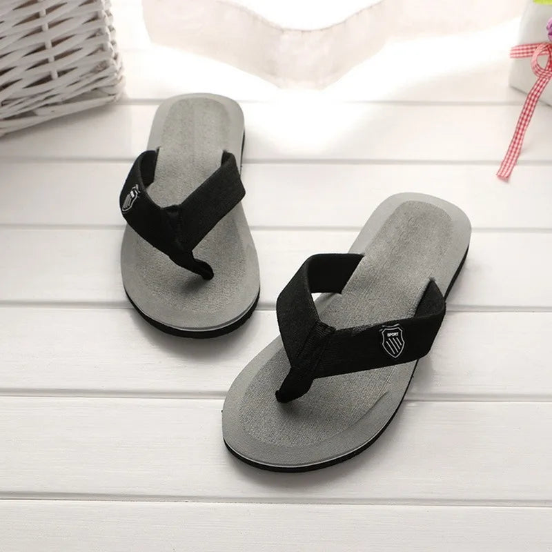 High Quality Summer Slippers Men Flip Flops Beach Sandals Non-Slip Casual Flat Shoes Slippers Indoor Shoes Men Outdoor Slides