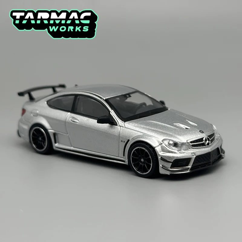 Tarmac Works 1:64 TW Mercedes-Benz C63 AMG Coupe Black Series Silver Metallic Chase alloy car model
