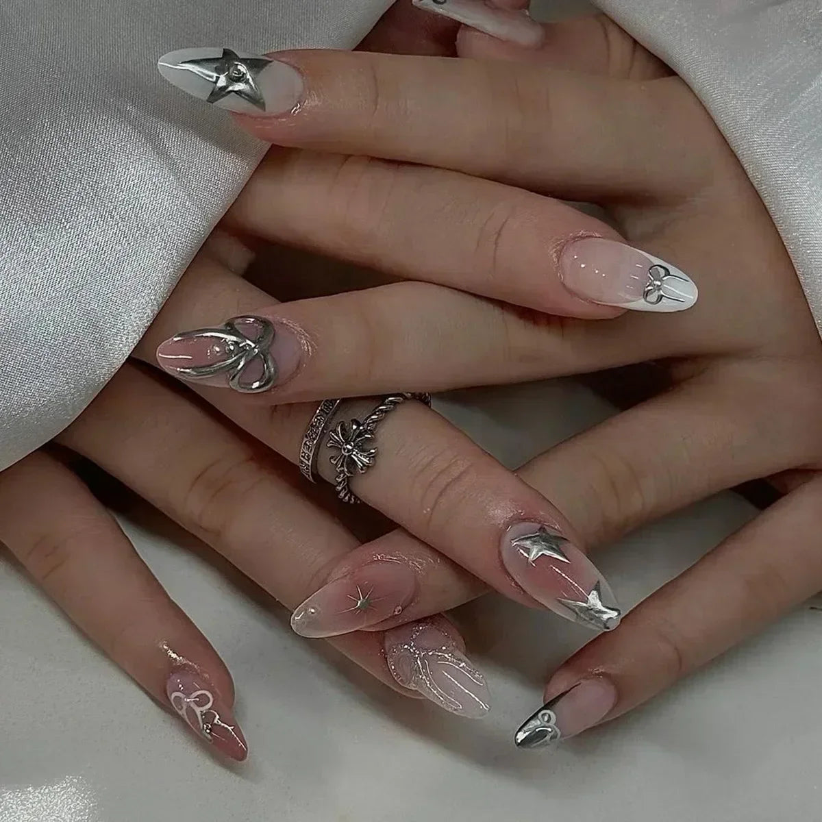 24Pcs Y2k Almond Acrylic Nails Full Cover 3D Diamond Black Nail Art Sweet Cool French Wearable Fake Nail Manicure Tips for Girls