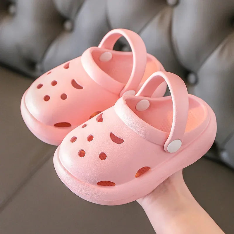 Boys Girls Summer Kids Clogs Children's Hole Shoes Infant Indoor Slippers Non-Slip Beach Sandals Toddler Baby Home Shoes