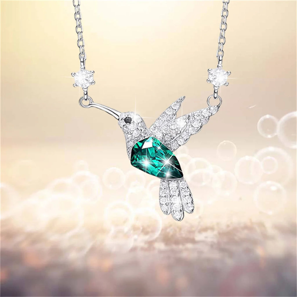 Fashion Crystal Hummingbird Pendant Necklace Exquisite Shiny Zircon Animal Choker Necklace for Women Wedding Party Jewelry Gifts