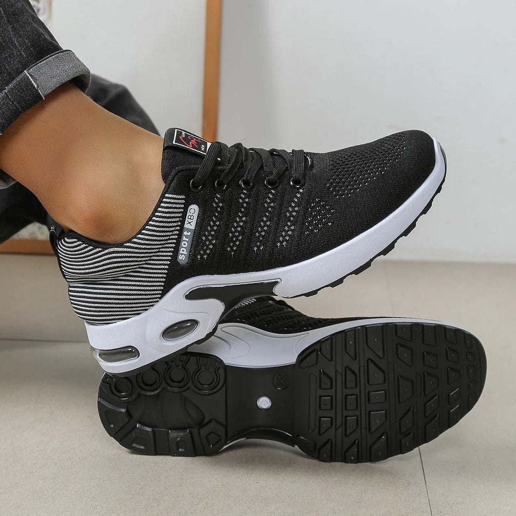 Men's casual sports shoes, breathable mesh lace-up versatile sports shoes