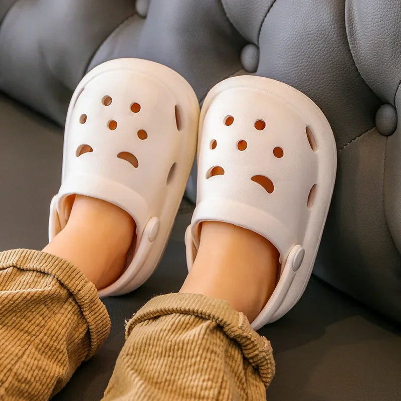 Boys Girls Summer Kids Clogs Children's Hole Shoes Infant Indoor Slippers Non-Slip Beach Sandals Toddler Baby Home Shoes