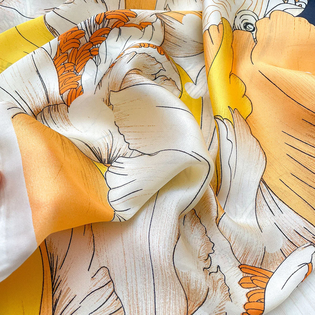 2023 New Silk Scarf 110x110cm Luxury BrandDesigner Pullover Scarf Print Head Large Handkerchief Hijab Shawl Women Bandanna Foula