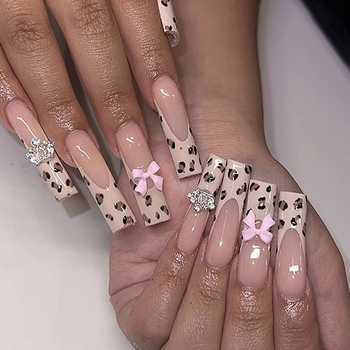 24Pcs Gold French Border False Nails Long Coffin False Nails with Rhinestones Ballerina Full Cover Nail Tips Press on Nails 2030