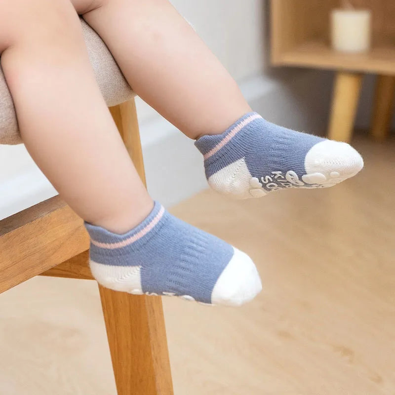 Kids Non-Slip Cotton Socks – 5 Pairs Breathable Cute Casual Socks for Girls & Boys