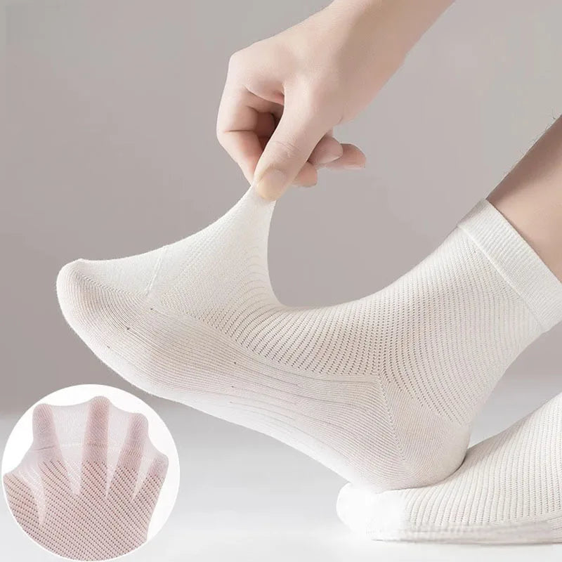 3pairs Men's Odor-Resistant and Sweat-Absorbing Mid-Calf Socks Fashion High Quality Breathable Ankle Sock Solid Color Sports Sox