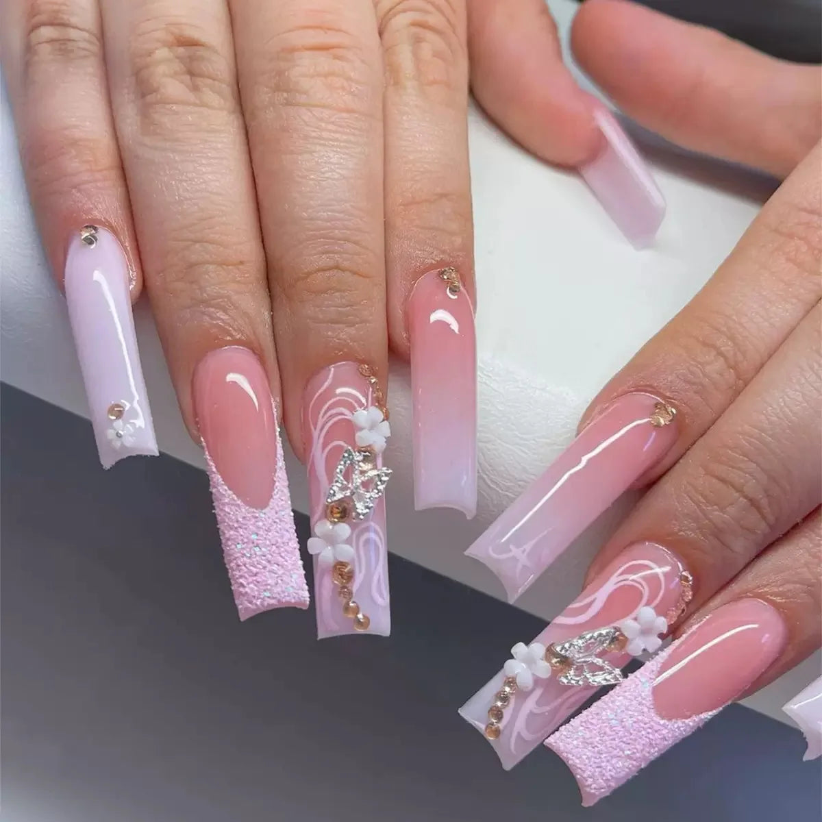24Pcs Gold French Border False Nails Long Coffin False Nails with Rhinestones Ballerina Full Cover Nail Tips Press on Nails 2030