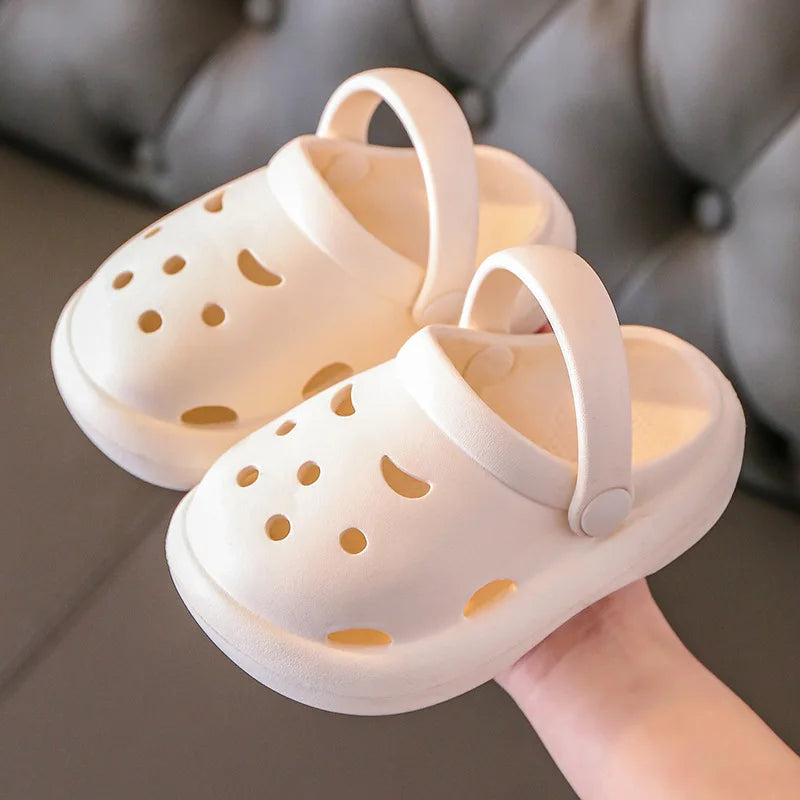 Boys Girls Summer Kids Clogs Children's Hole Shoes Infant Indoor Slippers Non-Slip Beach Sandals Toddler Baby Home Shoes