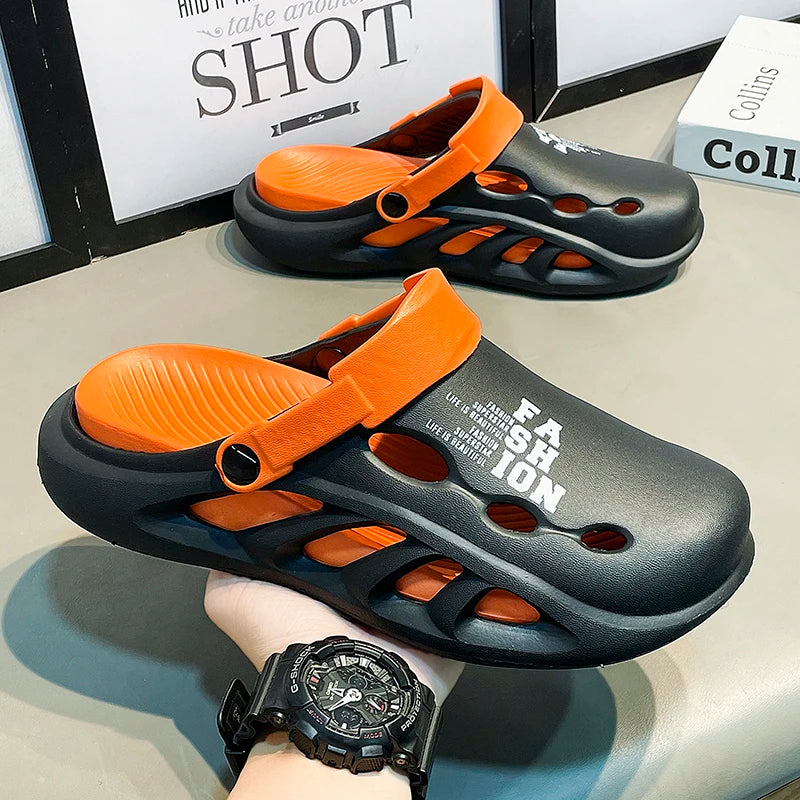 2024 New Men Outdoor Sandals Slippers Beach Comfortable Thick Soft Sole Clogs Men Casual Shoes Garden Shoes Mens Beach Sandals