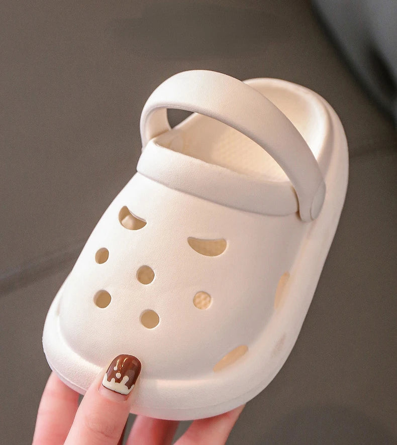 Boys Girls Summer Kids Clogs Children's Hole Shoes Infant Indoor Slippers Non-Slip Beach Sandals Toddler Baby Home Shoes