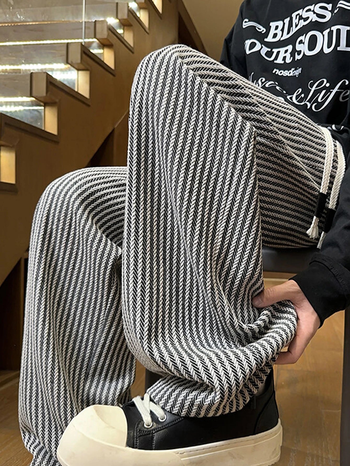 Men's autumn casual striped pants, woven pants, with drawstring elastic waistband, suitable for outdoor daily use