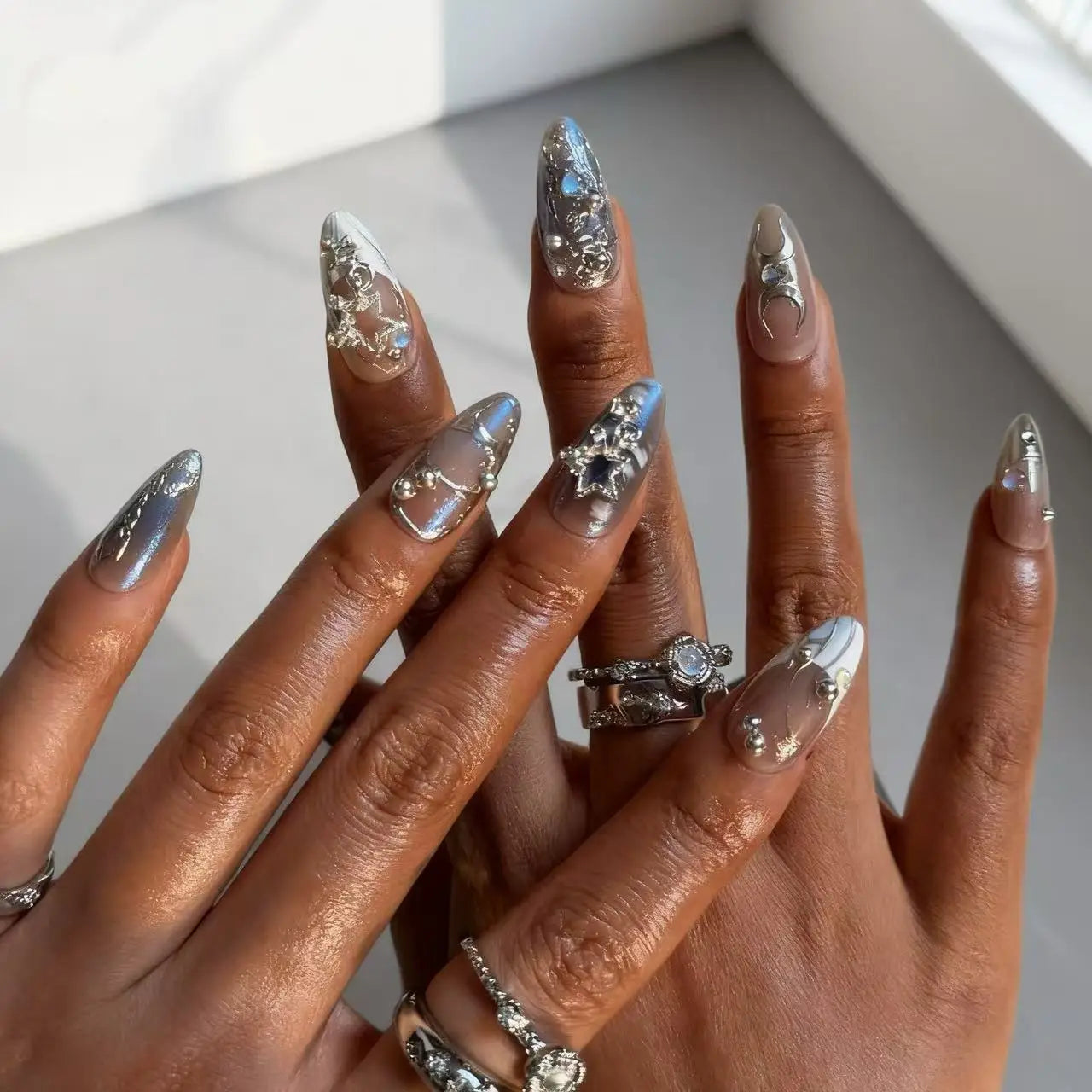 24Pcs Y2k Almond Acrylic Nails Full Cover 3D Diamond Black Nail Art Sweet Cool French Wearable Fake Nail Manicure Tips for Girls