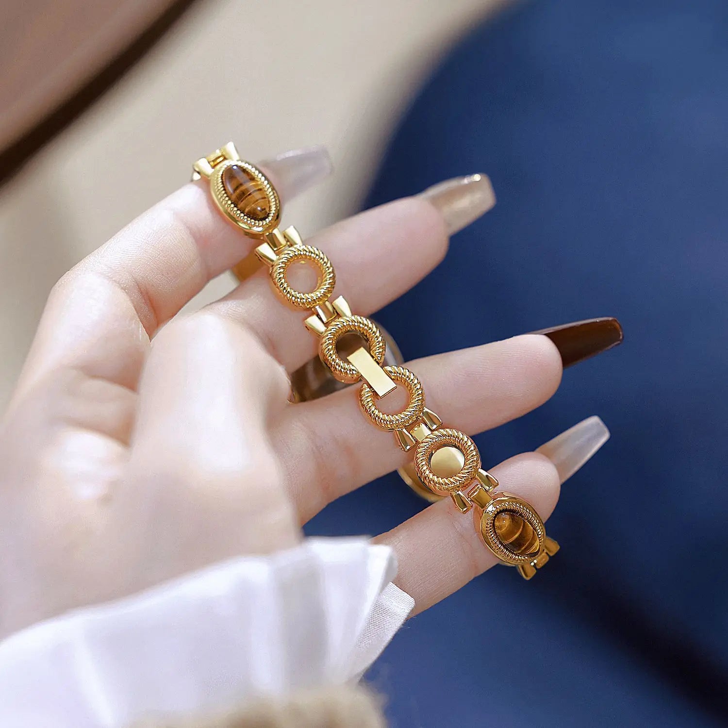 Women Bracelet Watches For Ladies Wrist Watches 2025 Top Brand Luxury relogio feminino Gold Oval Rhinestone dropshipping Fashion