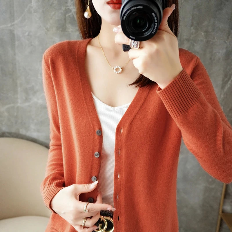 2024 New V-Neck Temperament Small Fragrant Wind Women Loose Sweater Sweater All Sweater Coat Special Offer Cardigan ZHI D035