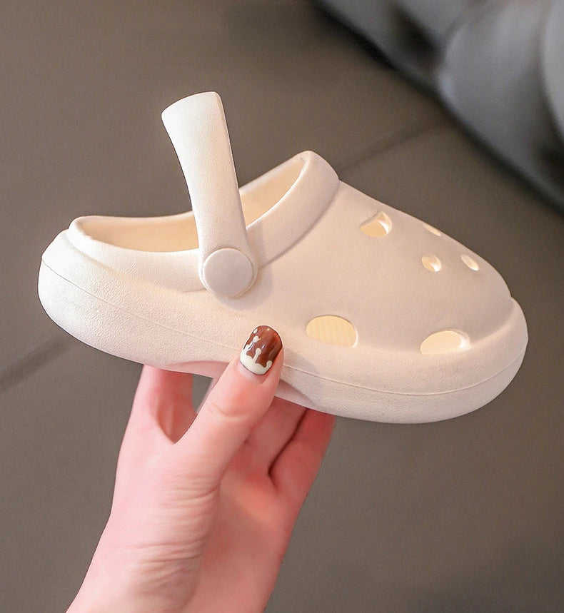 Boys Girls Summer Kids Clogs Children's Hole Shoes Infant Indoor Slippers Non-Slip Beach Sandals Toddler Baby Home Shoes