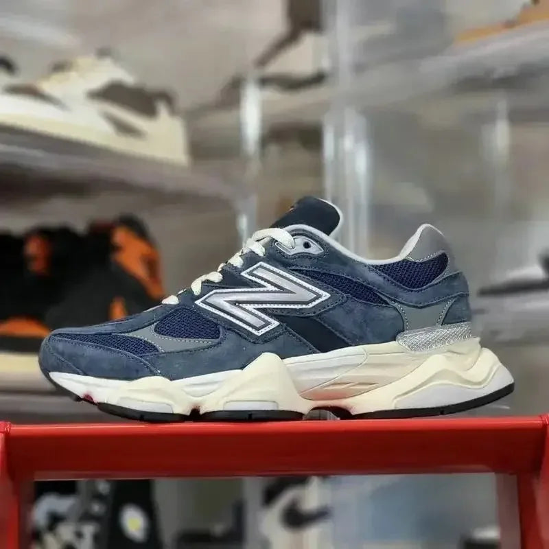 N9060 Reflective Sports Shoes for Men/Women Lightweight Shockproof Running Sneakers Unisex Low-Top Outdoor Athletic Shoes 36-45