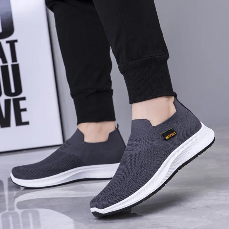 Men Walking Shoes Knit Mesh Breathable Sneakers Lightweight Sneakers Slip-on Mens Casual Shoes Fashion Comfort