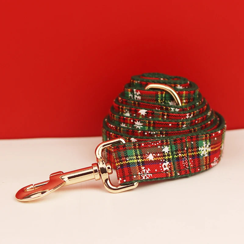 Pet dog collar Handmade knitted necklace Pet dog supplies Woven accessories Autumn Winter Christmas set
