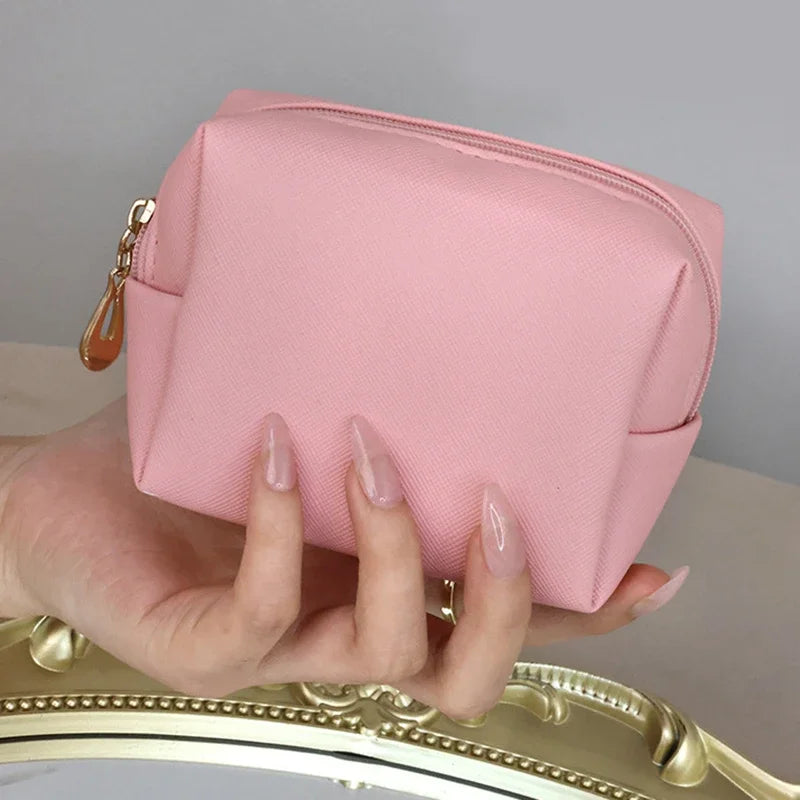 Mini Makeup Bags for Purse PU Cosmetic Bag Waterproof Toiletry Bag Traveling Makeup Bag Lipstick Cosmetic Pouch Travel Organizer