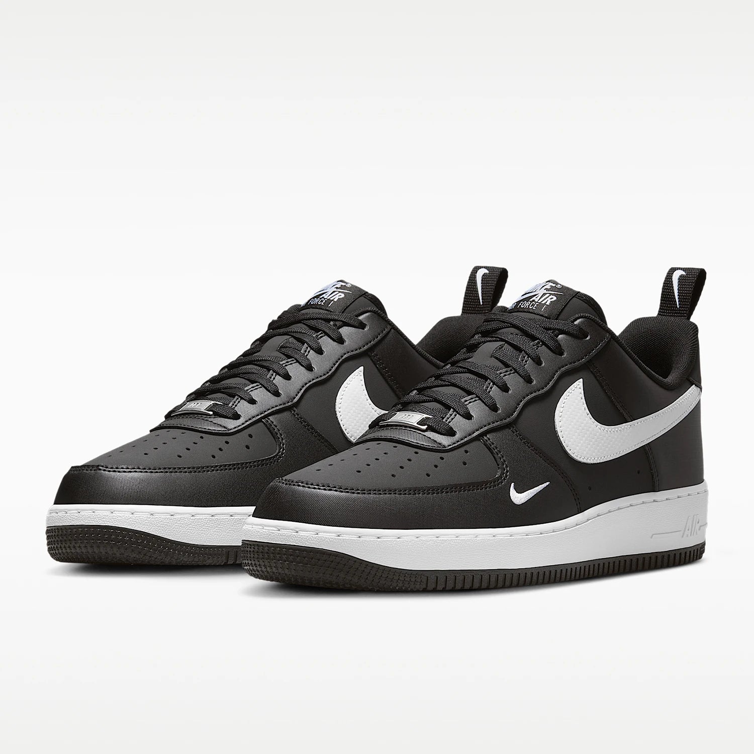 Nike Authentic Men's Comfortable Durable Lace-Up Low-Top Sports Sneakers IR5599-001