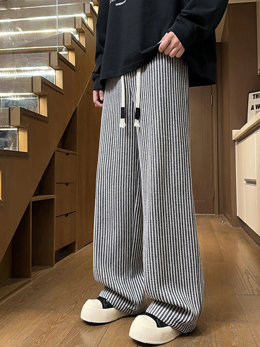 Men's autumn casual striped pants, woven pants, with drawstring elastic waistband, suitable for outdoor daily use