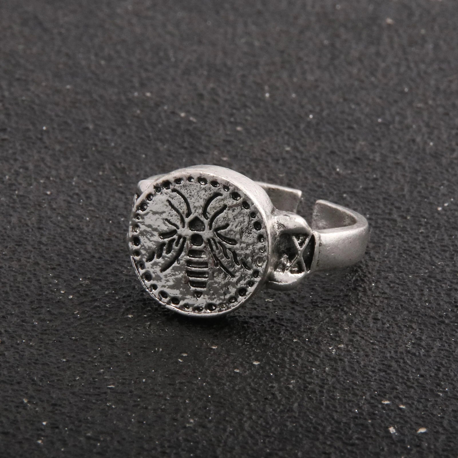 Game Dark Souls Series Men Rings Havel's Demon's Scar Chloranthy Badge Adjustable Ring Male Fans Cosplay Jewelry Accessories