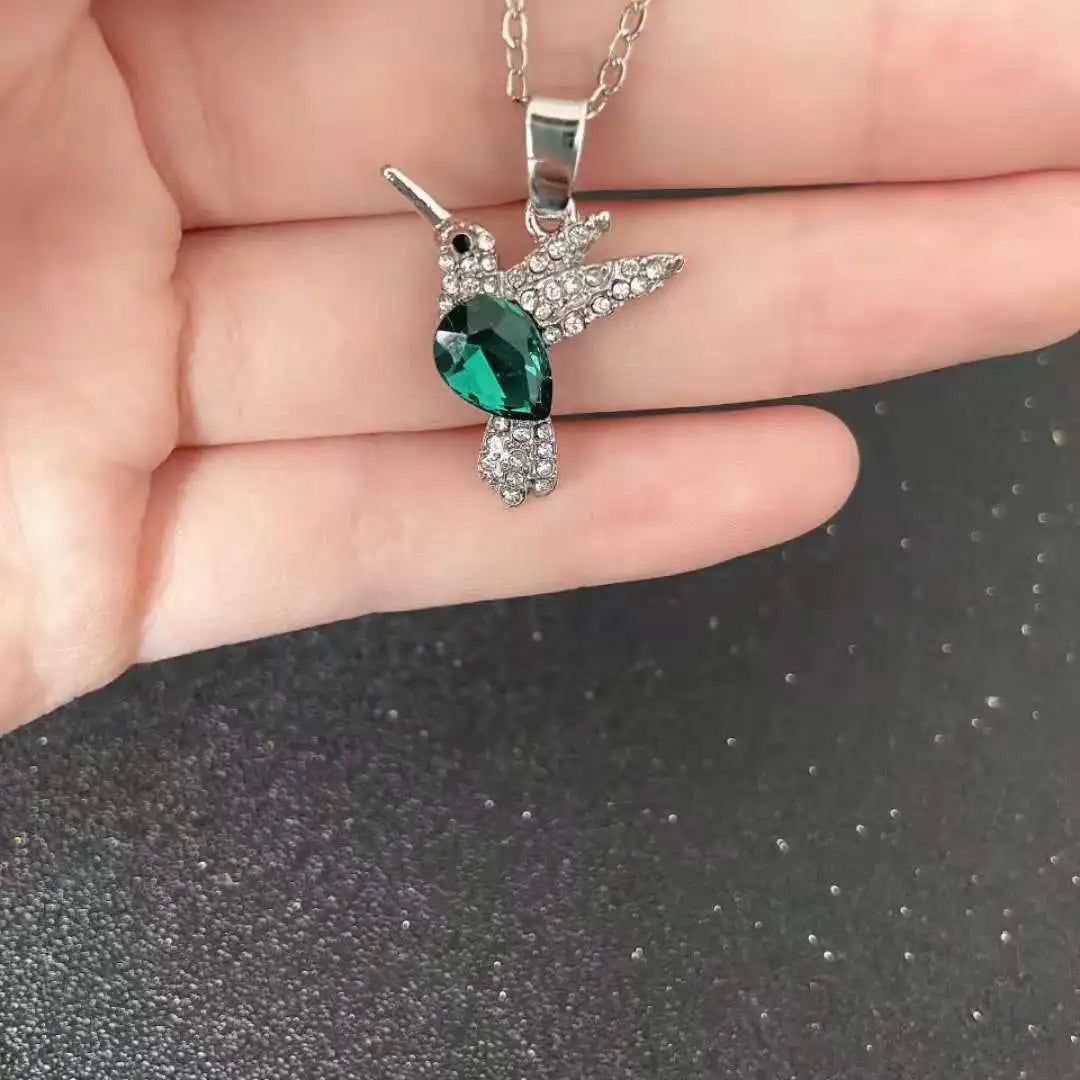 Fashion Crystal Hummingbird Pendant Necklace Exquisite Shiny Zircon Animal Choker Necklace for Women Wedding Party Jewelry Gifts